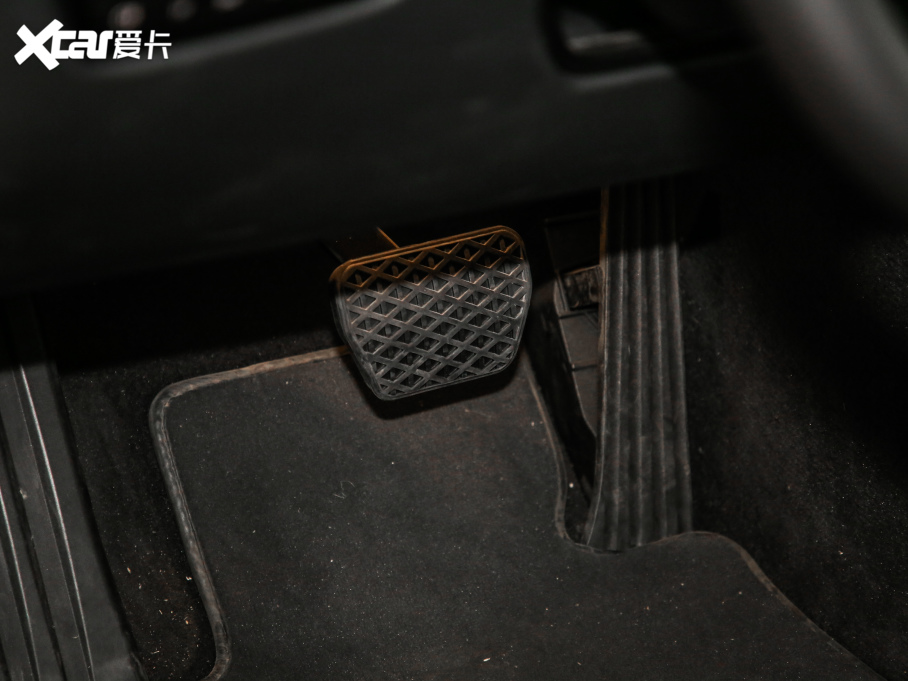 2021R3ϵ ¿ 320Li M\b