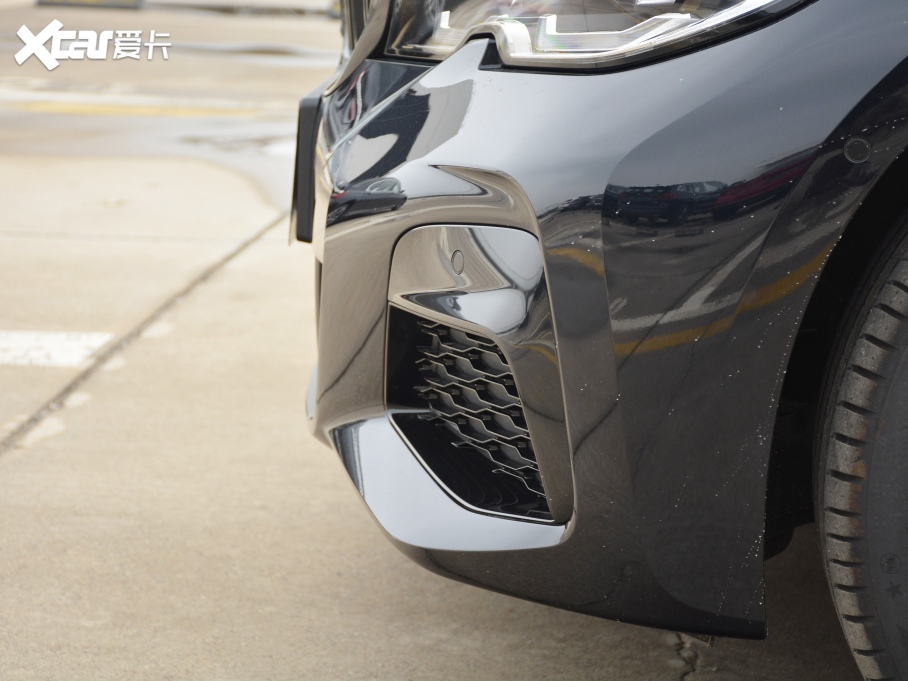 2021R3ϵ ¿ 330i M\ҹb