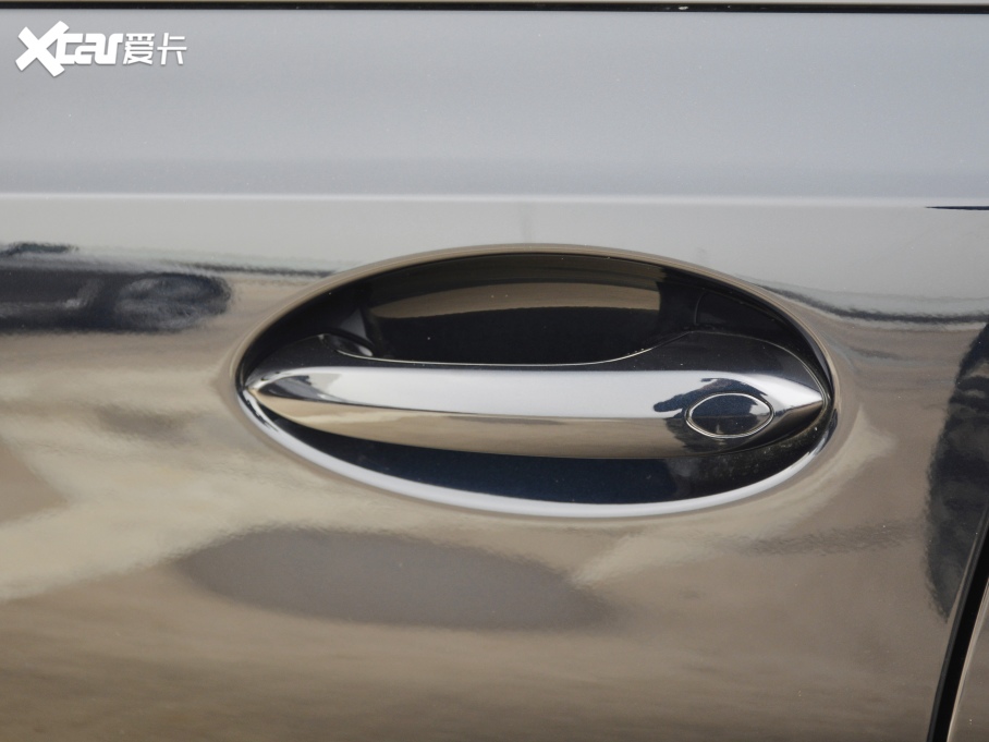 2021R3ϵ ¿ 330i M\ҹb