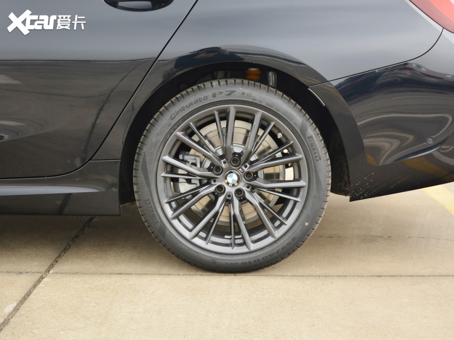 2021R3ϵ ¿ 330i M\ҹb