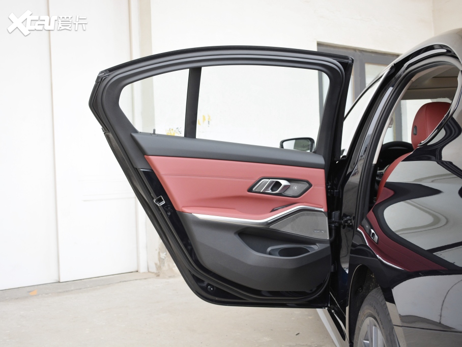 2021R3ϵ ¿ 330i M\ҹb