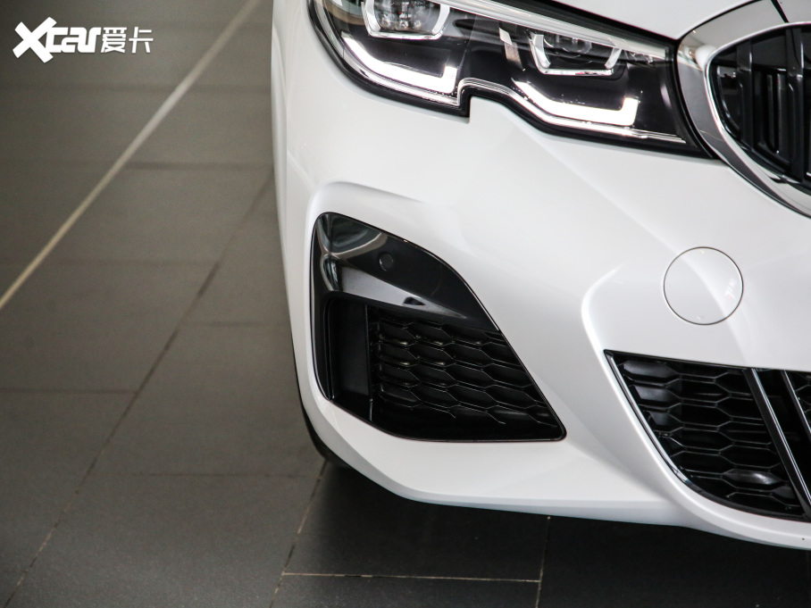 2021��R3ϵ �¿� 320Li M�\�����b