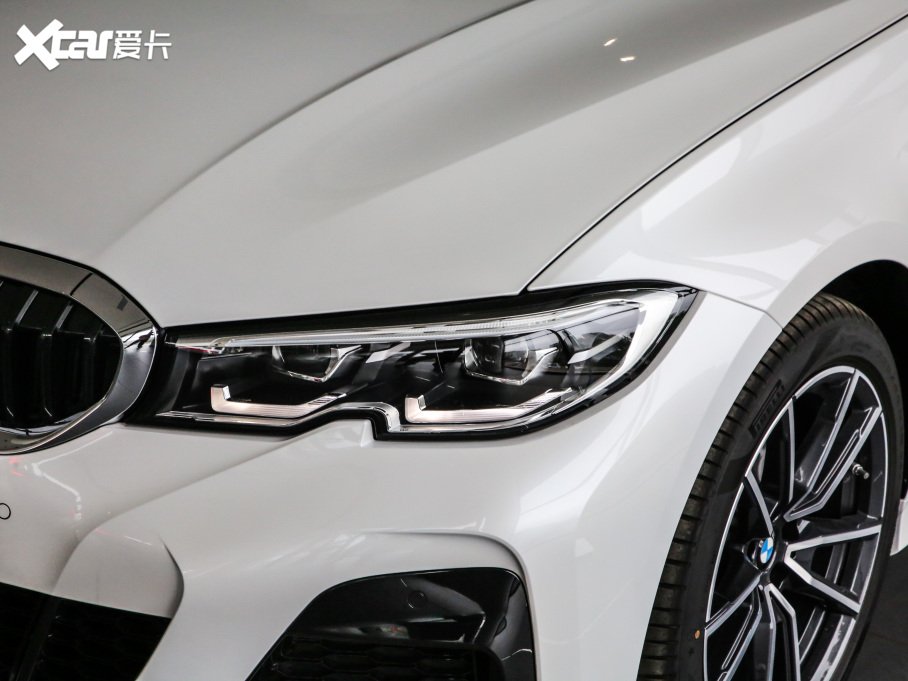 2021��R3ϵ �¿� 320Li M�\�����b