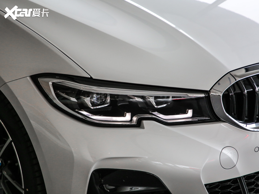 2021��R3ϵ �¿� 320Li M�\�����b