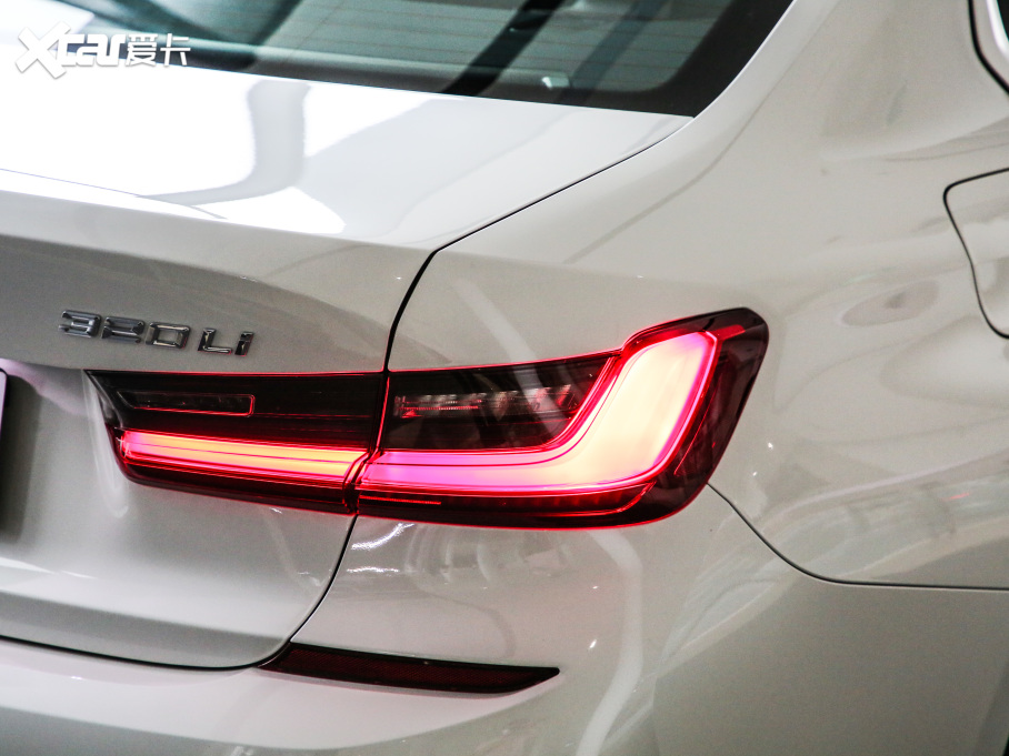 2021��R3ϵ �¿� 320Li M�\�����b