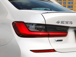 2021330Li xDrive M\ҹb ^