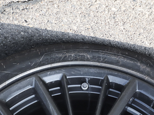 2021330Li xDrive M\ҹb ݆̥ߴ