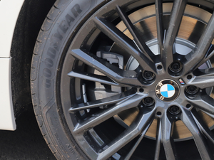 2021330Li xDrive M\ҹb ^