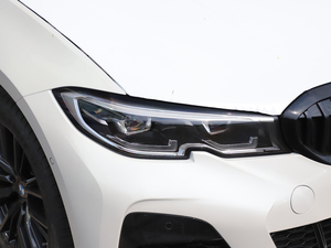 2021330Li xDrive M\ҹb ^