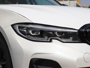 2021330Li xDrive M\ҹb ^