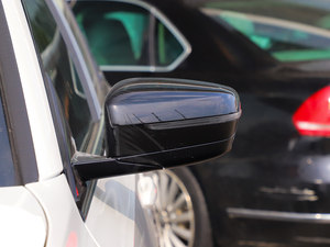 2021330Li xDrive M\ҹb ҕR