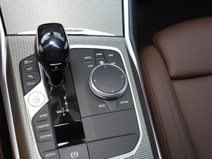 2021330Li xDrive M\ҹb QU