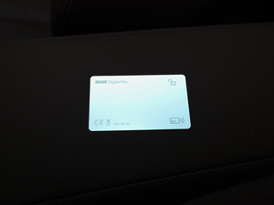 2021330Li xDrive M\ҹb 