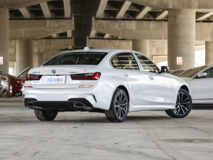 2021325Li xDrive M\b w^