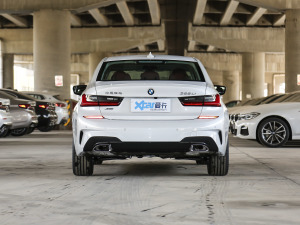 2021325Li xDrive M\b 	