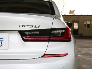 2021325Li xDrive M\b β