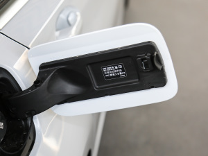 2021325Li xDrive M\b ^