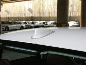 2021325Li xDrive M\b ^