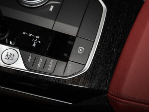 2021325Li xDrive M\b v܇Ƅ