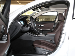 2021330i M\ҹb ǰſg