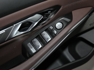 2021330i M\ҹb {܇ƅ^	