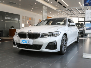 2021Ŀ 325Li M\b ǰ45