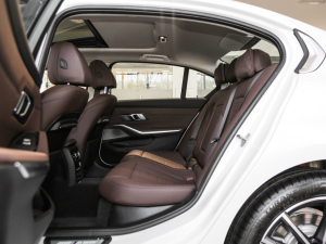 2021Ŀ 325Li M\(yn)b ſg