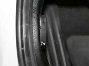 2021Ŀ 325Li M\b п؅^(q)