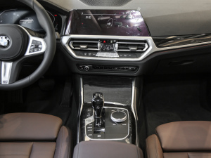 2021Ŀ 325Li M\b п_