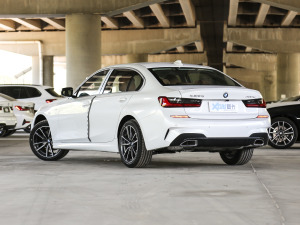 2021Ŀ 320Li M\(yn)b 45