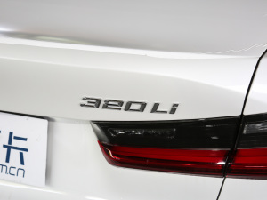 2021Ŀ 320Li M\b ^