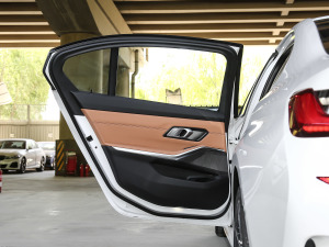 2021Ŀ 320Li M\b ܇T