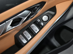 2021Ŀ 320Li M\b {܇ƅ^(q)	