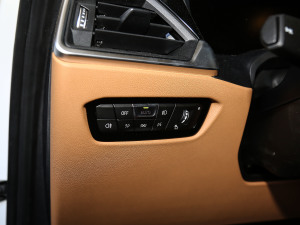 2021Ŀ 320Li M\b п؅^