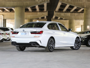 2021Ŀ 325Li xDrive M\b w^