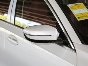 2021Ŀ 325Li xDrive M\b ^