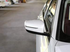 2021Ŀ 325Li xDrive M\b ^