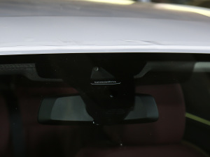 2021Ŀ 325Li xDrive M\b ^