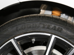 2021Ŀ 325Li xDrive M\b ݆̥Ʒ