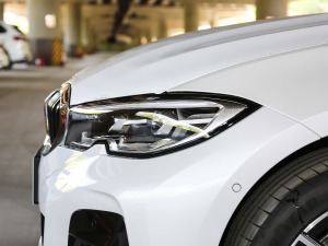 2021Ŀ 325Li xDrive M\b ^