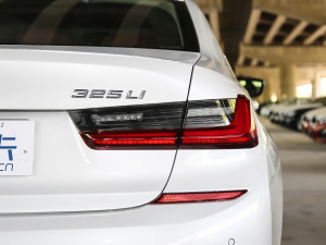 2021Ŀ 325Li xDrive M\b β