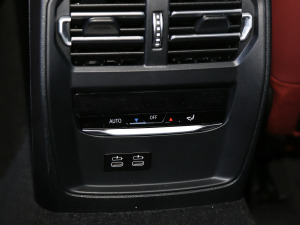 2021Ŀ 325Li xDrive M\b g