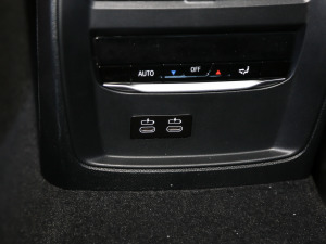 2021Ŀ 325Li xDrive M\b g