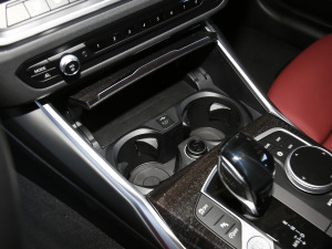 2021Ŀ 325Li xDrive M\b g