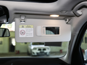 2021Ŀ 325Li xDrive M\b g