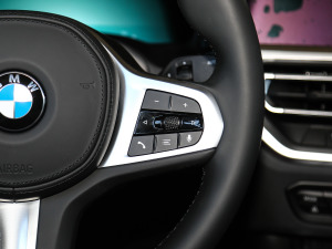 2021Ŀ 325Li xDrive M\b п؅^