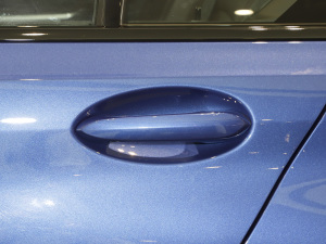 2021Ŀ 325Li M\ҹb (ji)^