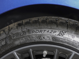 2021Ŀ 325Li M\ҹb (ji)^