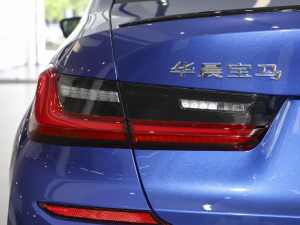 2021Ŀ 325Li M\ҹb (ji)^