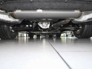 2021Ŀ 325Li M\ҹb ^